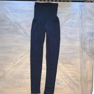 A Pea in the Pod Maternity Leggings